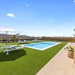 Ayala Βίλα