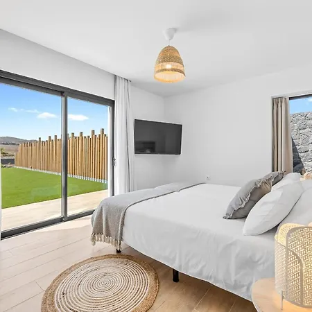 Ayala Villa Villaverde