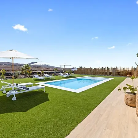 Ayala Villa